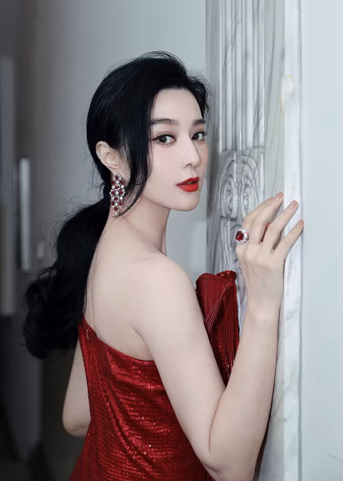 bang-2012-1677296924.jpg?w=680&h=0&q=100&dpr=1&fit=crop&s=W_WPDdf7Zghr0o9dvCon_w