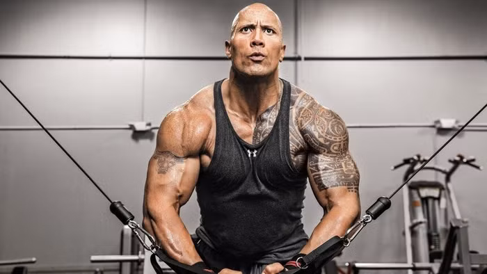 The Rock và chế độ ăn, tập để thể hiện uy lực trong phim bom tấn Black Adam