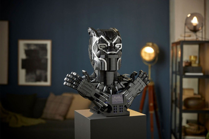 LEGO tiết lộ mô hình vua T'Challa Black Panther được mong đợi