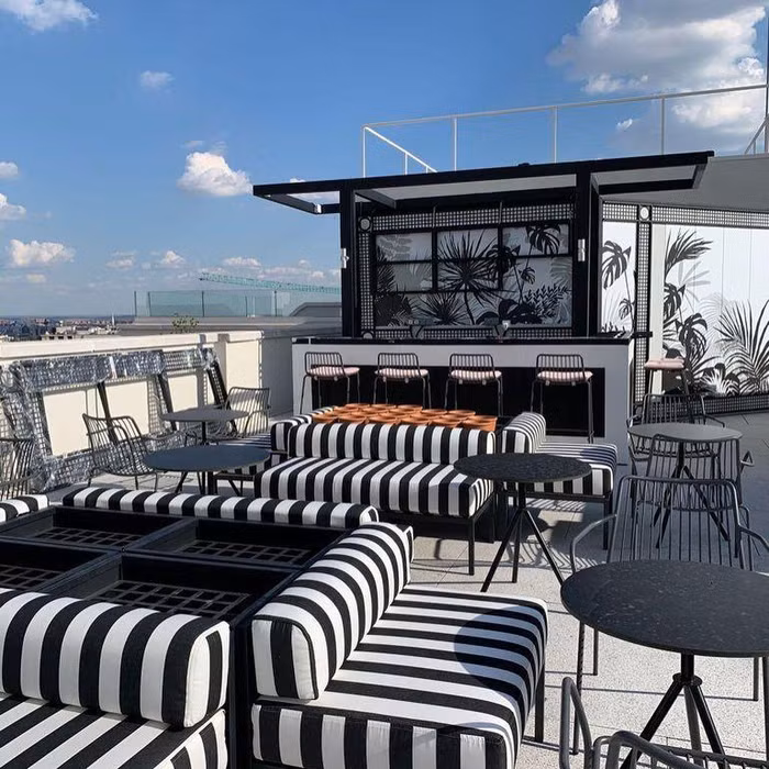 Khám phá khách sạn sang chảnh Ronaldo chuẩn bị khai trương ở Madrid - Ảnh 8.