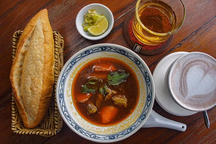 Lộng Nguyệt Restaurant - Coffee Bar