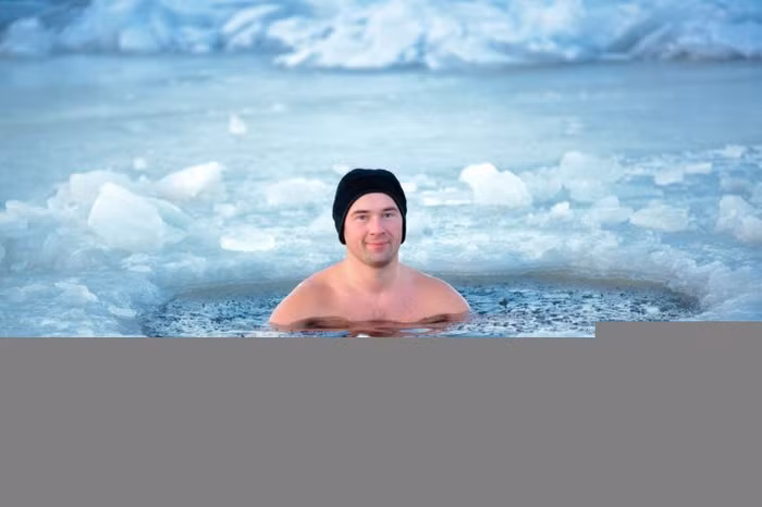 Tắm nước đá, ngâm nước lạnh sau khi tập luyện, tốt cho sức khỏe | Tuổi Trẻ Cười