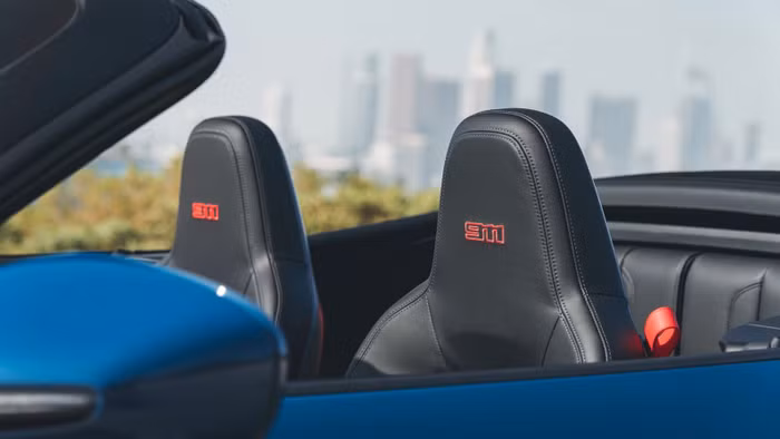 Porsche 911 Carrera GTS Cabriolet America 2023 giá từ 184.920 USD ảnh 5