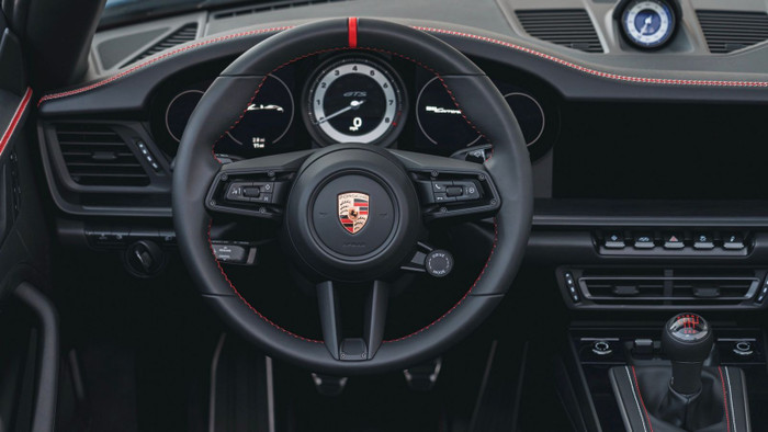 Porsche 911 Carrera GTS Cabriolet America 2023 giá từ 184.920 USD ảnh 4