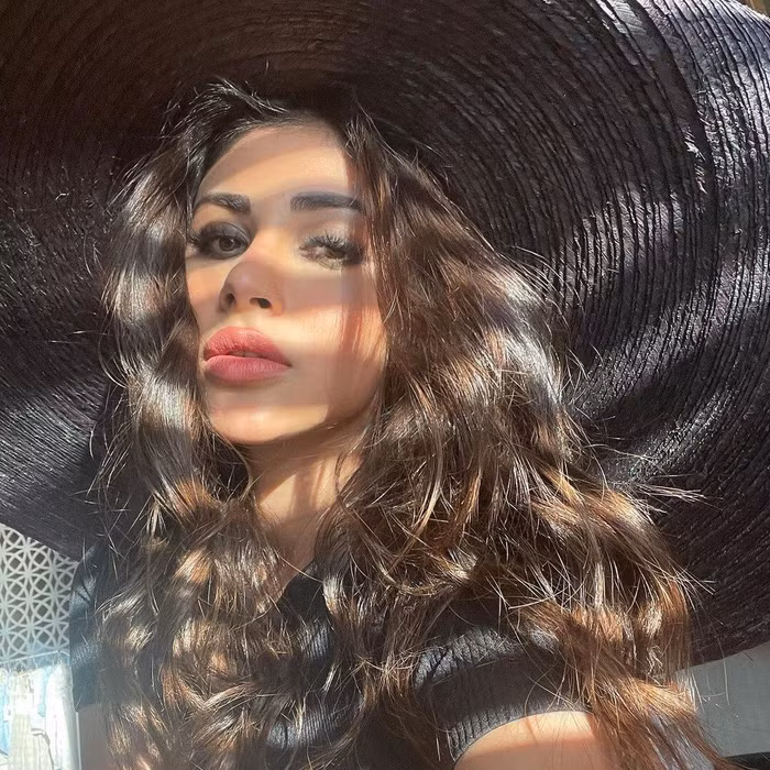 Nữ chính Tình người kiếp rắn - Mouni Roy và hành trình theo đuổi nghệ thuật-4