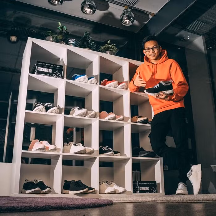 Giày thể thao làm từ bã cà phê của hai chàng trai gốc Việt-4