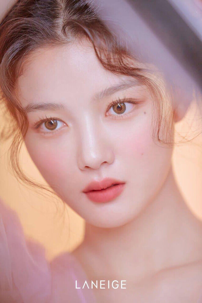Những sự thật đăng sau loạt ảnh quảng bá mỹ phẩm của sao Hàn ảnh 3 Những sự thật đăng sau loạt ảnh quảng bá mỹ phẩm của sao Hàn ảnh 3