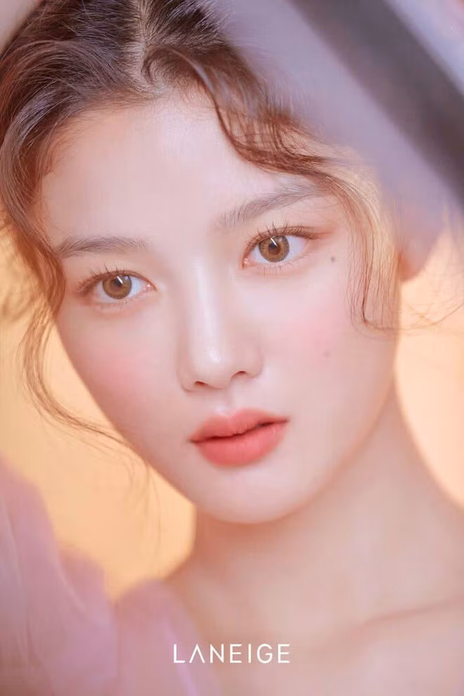 Những sự thật đăng sau loạt ảnh quảng bá mỹ phẩm của sao Hàn ảnh 3