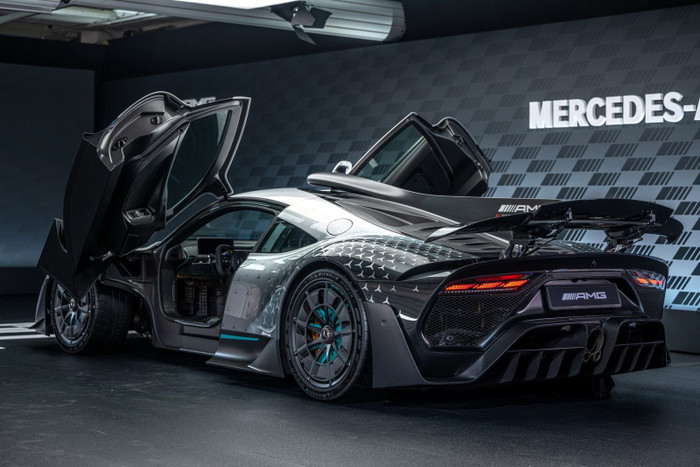 Mercedes-AMG ONE 2023 quái vật đường phố mạnh 1.049 mã lực ảnh 4 Mercedes-AMG ONE 2023 quái vật đường phố mạnh 1.049 mã lực ảnh 4
