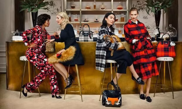 Siêu mẫu gốc Việt 61 tuổi tham gia chiến dịch của Thom Browne-9