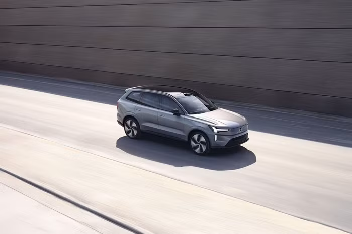 Volvo EX90 2024