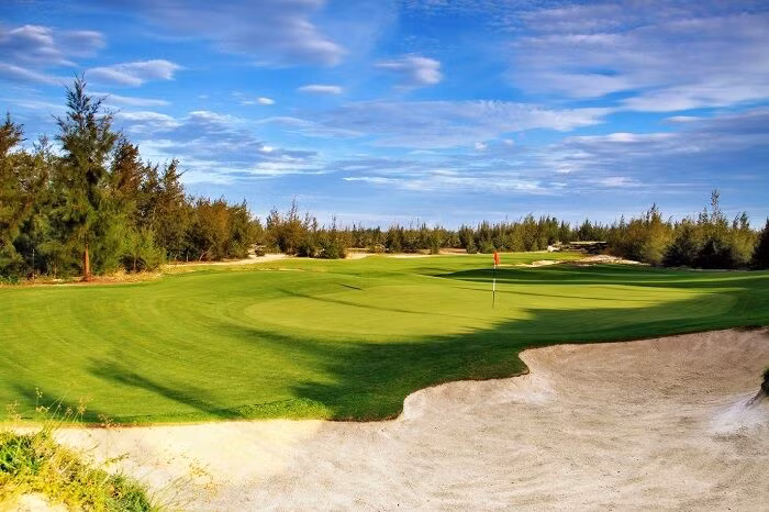 Khám phá những sân golf gần Hà Nội - Điểm hẹn lý tưởng cho ngày cuối tuần-13