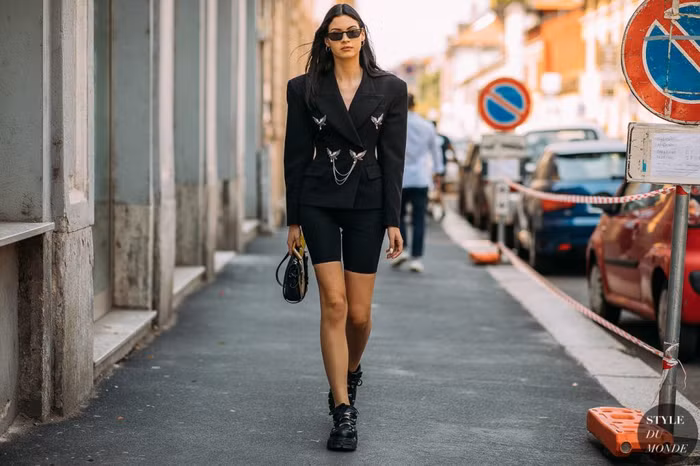Bạn đã thuộc lòng "nguyên tắc chọn áo blazer" cho quý cô sành điệu chưa nào? ảnh 2