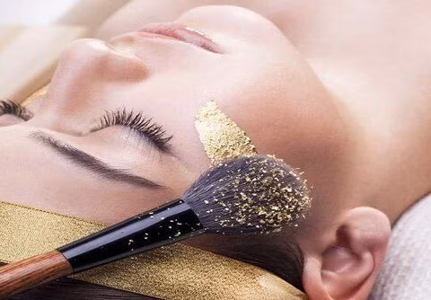 Bí quyết “vàng” chăm sóc làn da của những cô nàng sang chảnh