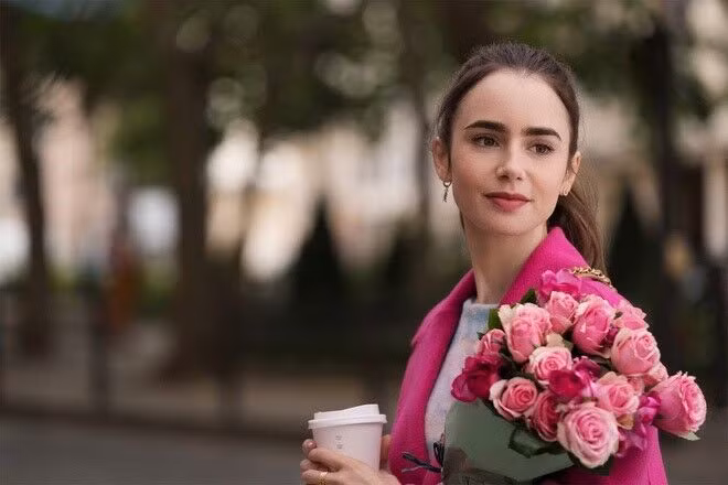 Emily In Paris mùa 2 - Cuộc sống chân thật hơn của cô nàng Emily tại Kinh đô thời trang-2