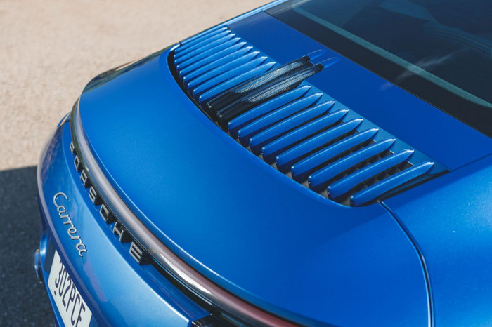 Porsche 911 Sally Special cảm hứng từ phim hoạt hình của Pixar – Cars ảnh 14 Porsche 911 Sally Special cảm hứng từ phim hoạt hình của Pixar – Cars ảnh 14