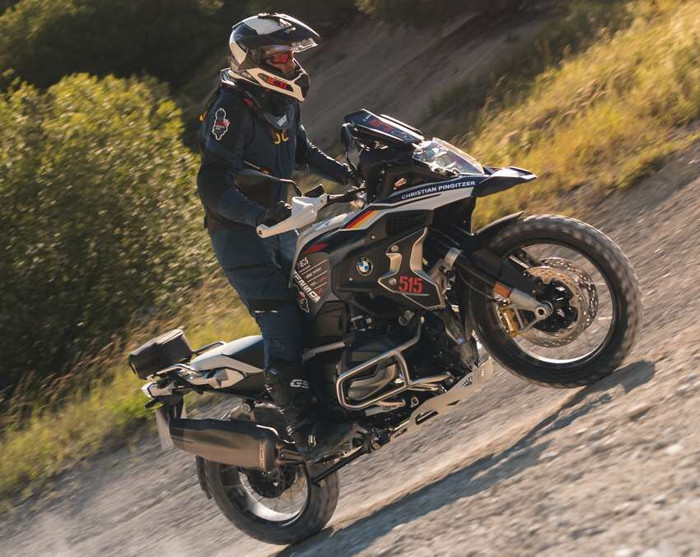 BMW Motorrad chọn R1250GS Trophy Competition cho giải đua GS Trophy 2022 ảnh 3