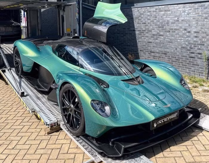 Siêu phẩm Aston Martin Valkyrie được sản xuất với số lượng giới hạn ảnh 3