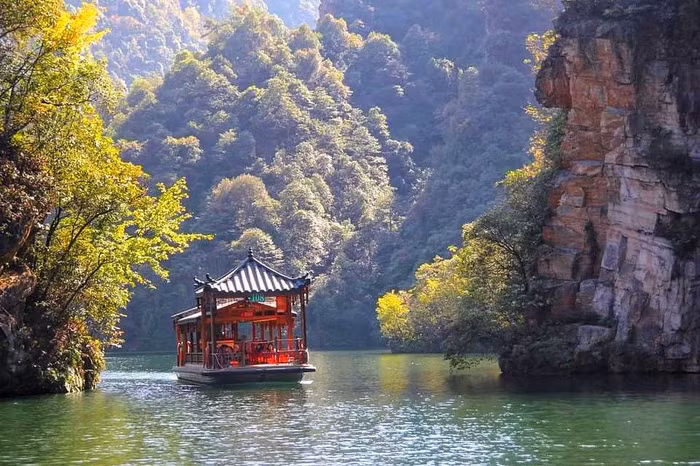 Tour Phượng Hoàng Cổ Trấn 2023