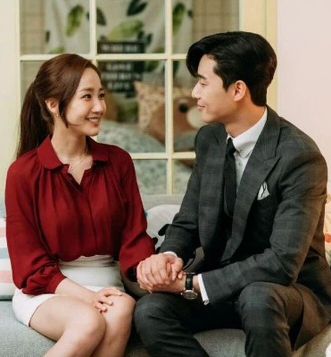 Những cặp đôi có phong cách thời trang đẹp mắt trong phim Hàn ảnh 16