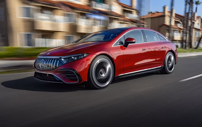 Mercedes-AMG EQS 53 mới sẽ có giá từ 208.000 USD ảnh 4