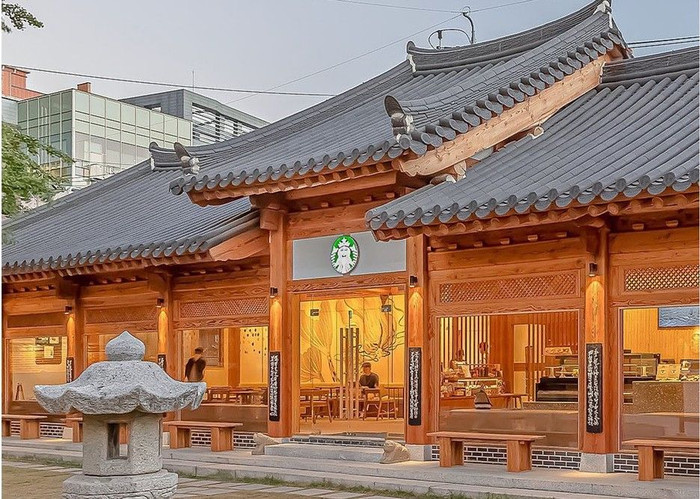 Khám phá cửa hàng Starbucks Hanok đầu tiên tại Hàn Quốc