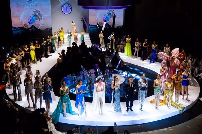 BST “Inside” của Nguyễn Minh Tuấn