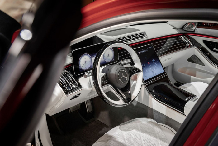 Bộ đôi Mercedes-Maybach S 450 4MATIC và S 680 4MATIC ra mắt thị trường Việt Nam ảnh 7 Bộ đôi Mercedes-Maybach S 450 4MATIC và S 680 4MATIC ra mắt thị trường Việt Nam ảnh 7