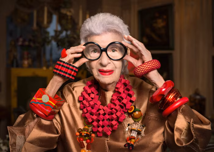 Bà Iris Apfel - người mẫu 100 tuổi