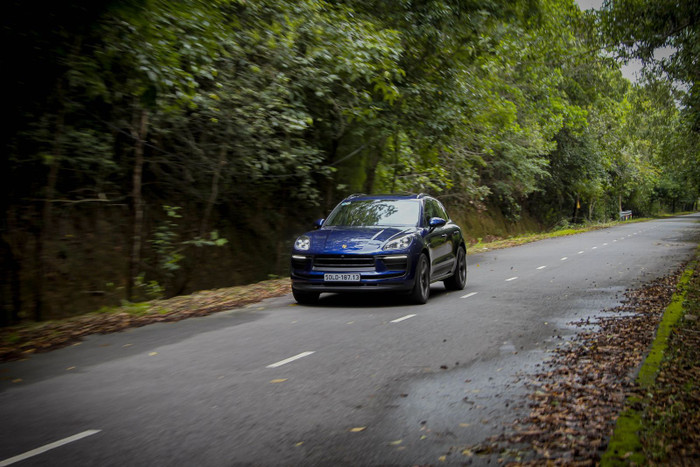 Porsche Macan 2022: Thay đổi nội - ngoại thất, nâng cấp khả năng vận hành ảnh 14 Porsche Macan 2022: Thay đổi nội - ngoại thất, nâng cấp khả năng vận hành ảnh 14