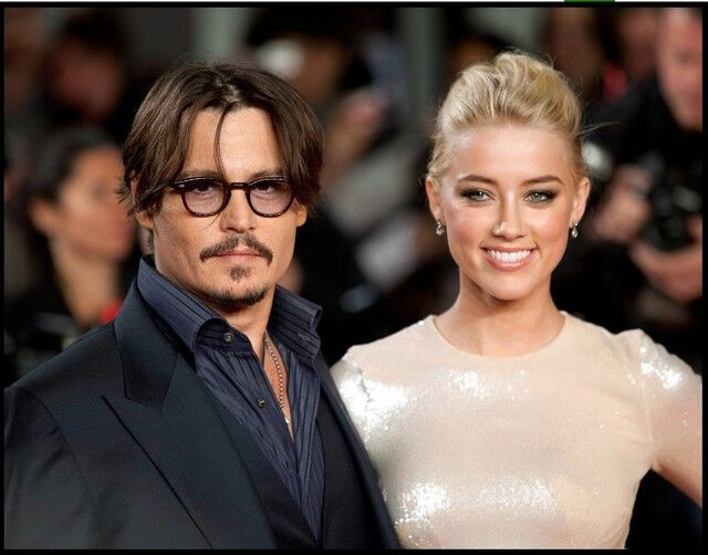Amber Heard - Mỹ nhân "có gương mặt đẹp" hay "kẻ đào mỏ quỷ quyệt"? ảnh 4 Amber Heard - Mỹ nhân "có gương mặt đẹp" hay "kẻ đào mỏ quỷ quyệt"? ảnh 4