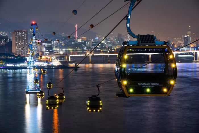 busan-visit-korea-2-1678090614.jpg?w=1200&h=0&q=100&dpr=1&fit=crop&s=Kkw8S-h5df71-tlyLNDalw