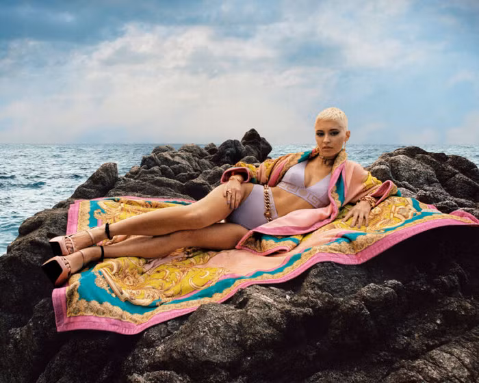 Chiến dịch quảng bá BST swimwear mới từ các nhà mốt xa xỉ ảnh 1 Chiến dịch quảng bá BST swimwear mới từ các nhà mốt xa xỉ ảnh 1