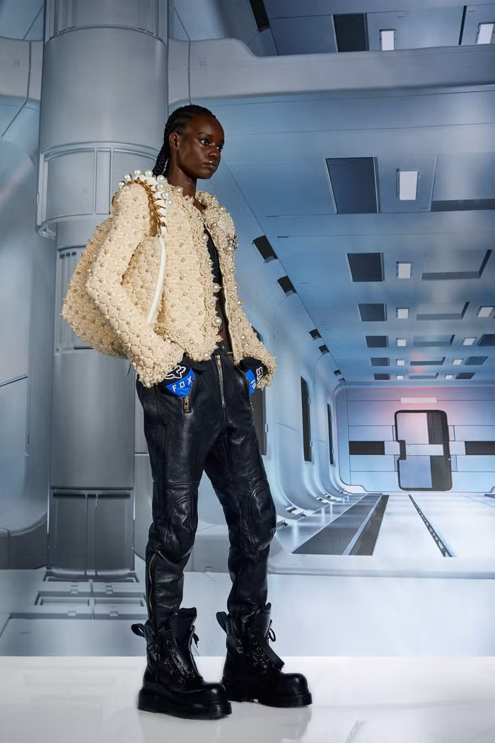 Balmain Pre-Fall 2022: Nét cổ điển trong đương đại ảnh 4