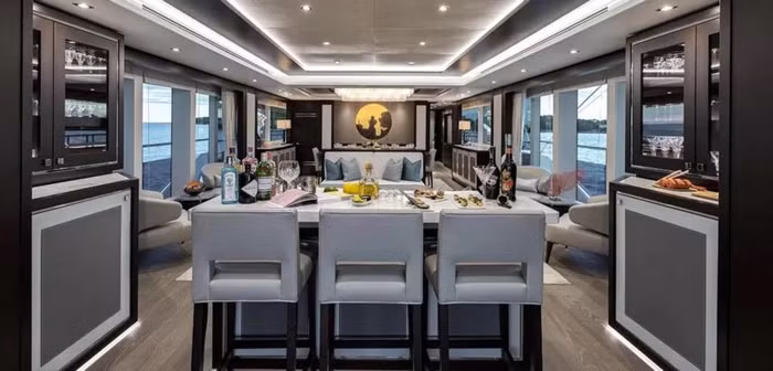 siêu du thuyền đắt giá 2023