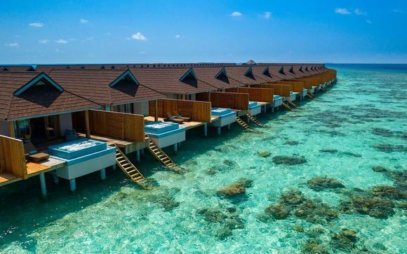 Carpe Diem Beach Resort &amp; Spa 5* - Male - Up to -70% | Voyage Privé