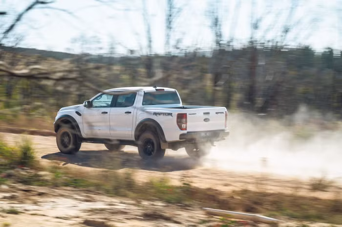 Ford Ranger "biến hình" với tiện nghi như một chiếc SUV cao cấp ảnh 7