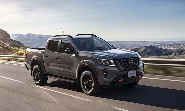 Nissan Navara 2022 ra mắt tại Việt Nam, giá từ 945 triệu đồng