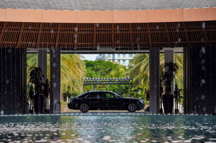 Chiêm ngưỡng hình ảnh Rolls- Royce New Ghost đi vòng quanh thế giới ảnh 2