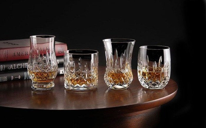 Thưởng thức rượu Whisky: Tinh tế trong hương và vị ảnh 5 Uống rượu Whisky đúng cách mới thưởng thức được hết vị ngon của nó