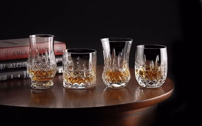 Uống rượu Whisky đúng cách mới thưởng thức được hết vị ngon của nó