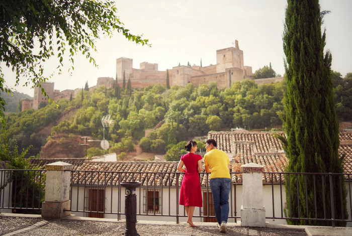 Nếu bạn chỉ đến thăm một thành phố ở Tây Ban Nha, đó phải là Granada ảnh 2