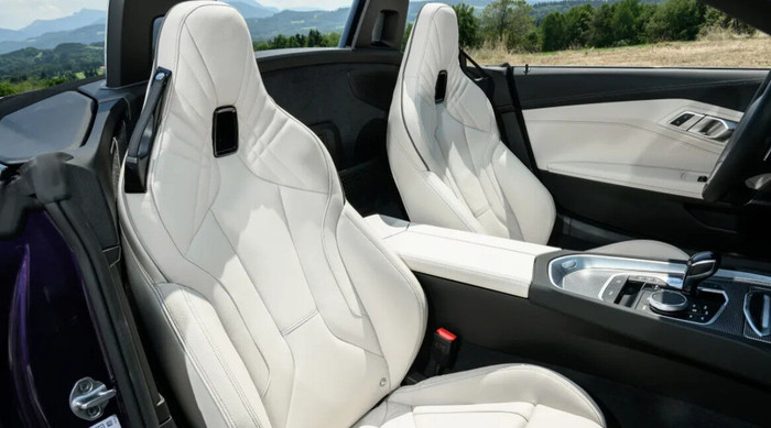 BMW Z4 2023 nâng cấp nhẹ, tăng giá bán ảnh 6