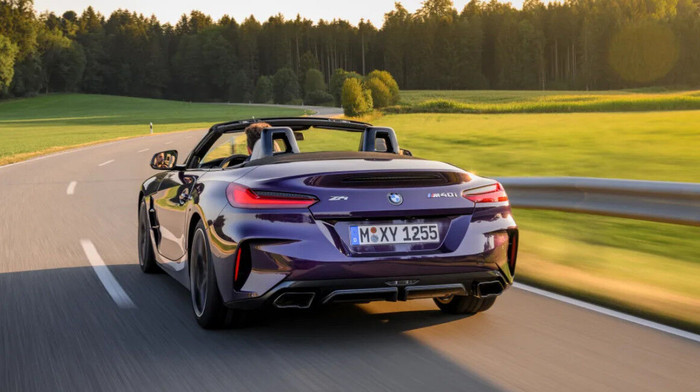BMW Z4 2023 nâng cấp nhẹ, tăng giá bán ảnh 4