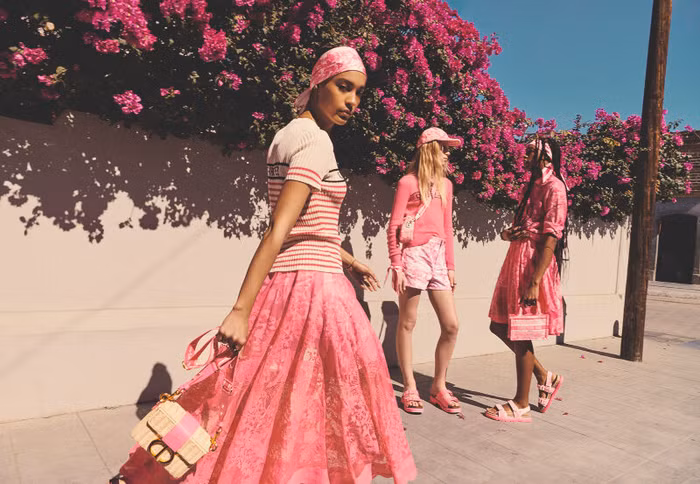 Bộ sưu tập Dioriviera 2022 từ nhà mốt Dior mang đến mùa hè cháy bỏng! ảnh 6