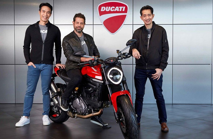 Ducati Monster 2021: Sức hút khó cưỡng từ “quái thú” mạnh 111 mã lực