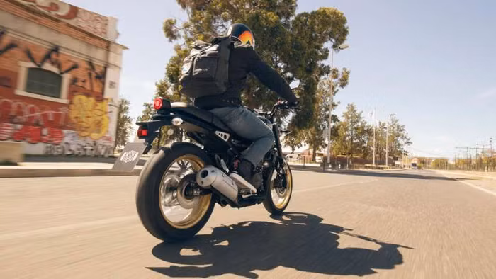 Yamaha XSR125 Legacy – Scrambler cổ điển đậm chất chơi ảnh 6 Yamaha XSR125 Legacy – Scrambler cổ điển đậm chất chơi ảnh 6