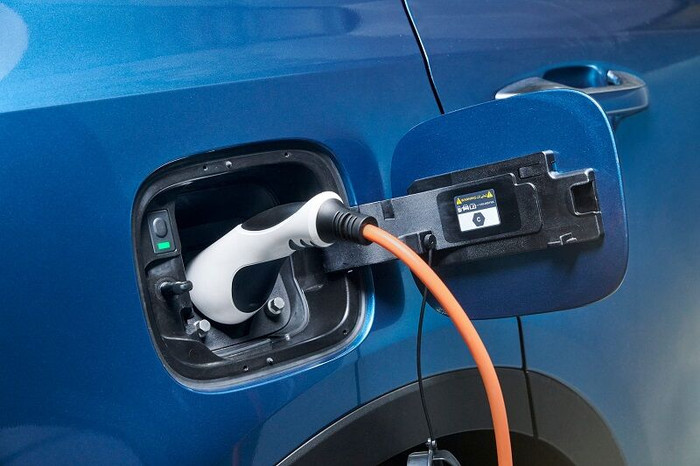 Kia Sorento Hybrid 2022 được nhận đặt cọc tại đại lý ảnh 1