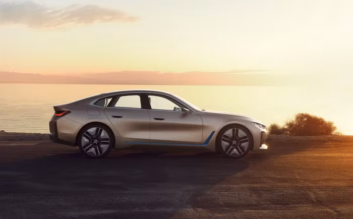 BMW "nhá hàng" Concept i4 - 2021 thể thao ảnh 8