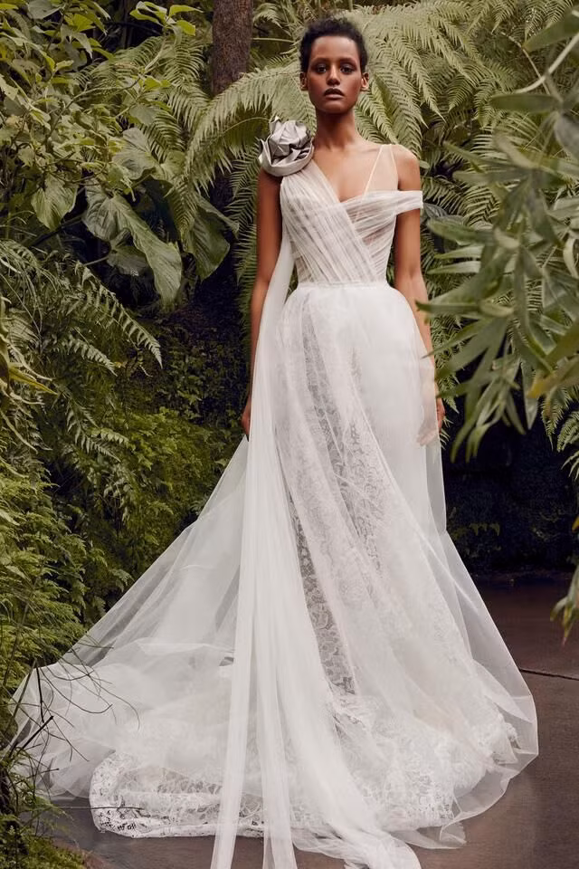 Hôn lễ thế kỷ cặp đôi Hyun Bin và Son Ye Jin thu hút người hâm mộ ảnh 3